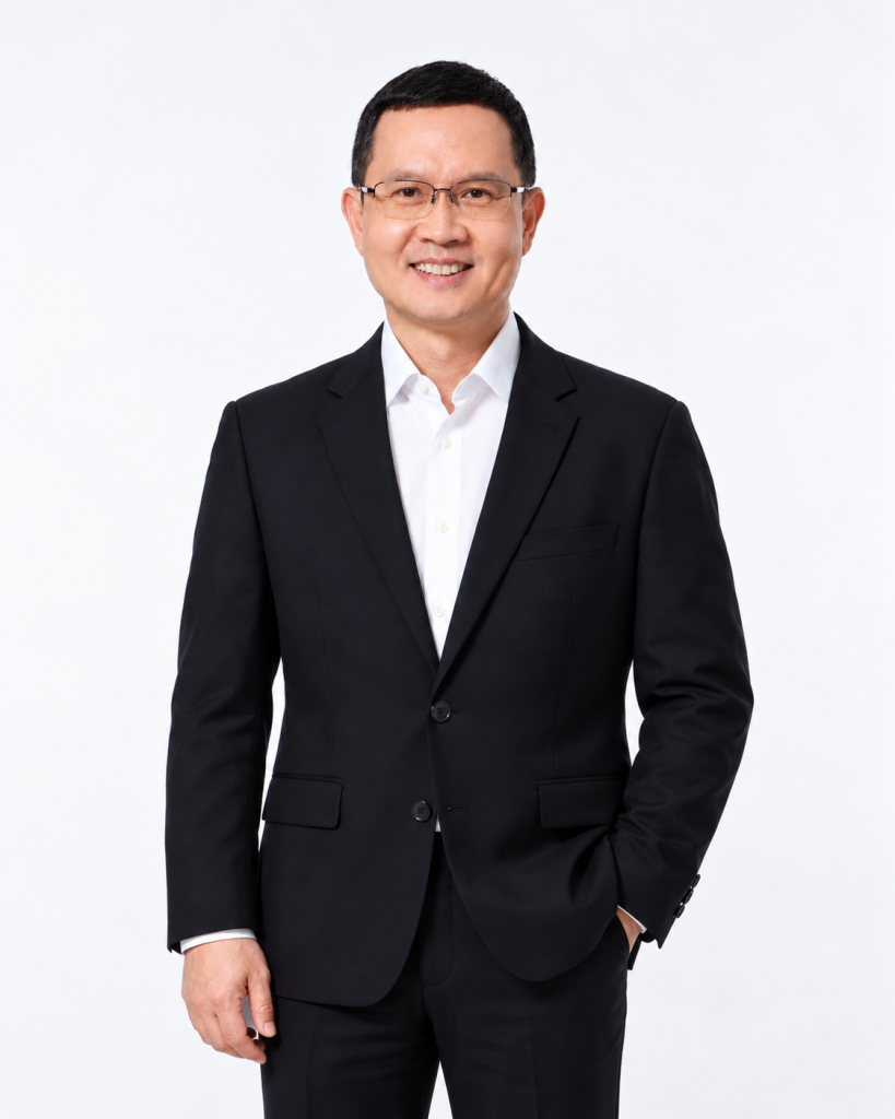 นายบูลพัฒน์ วิศรุตวงศ์